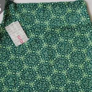 LuLaRoe Cassie size small